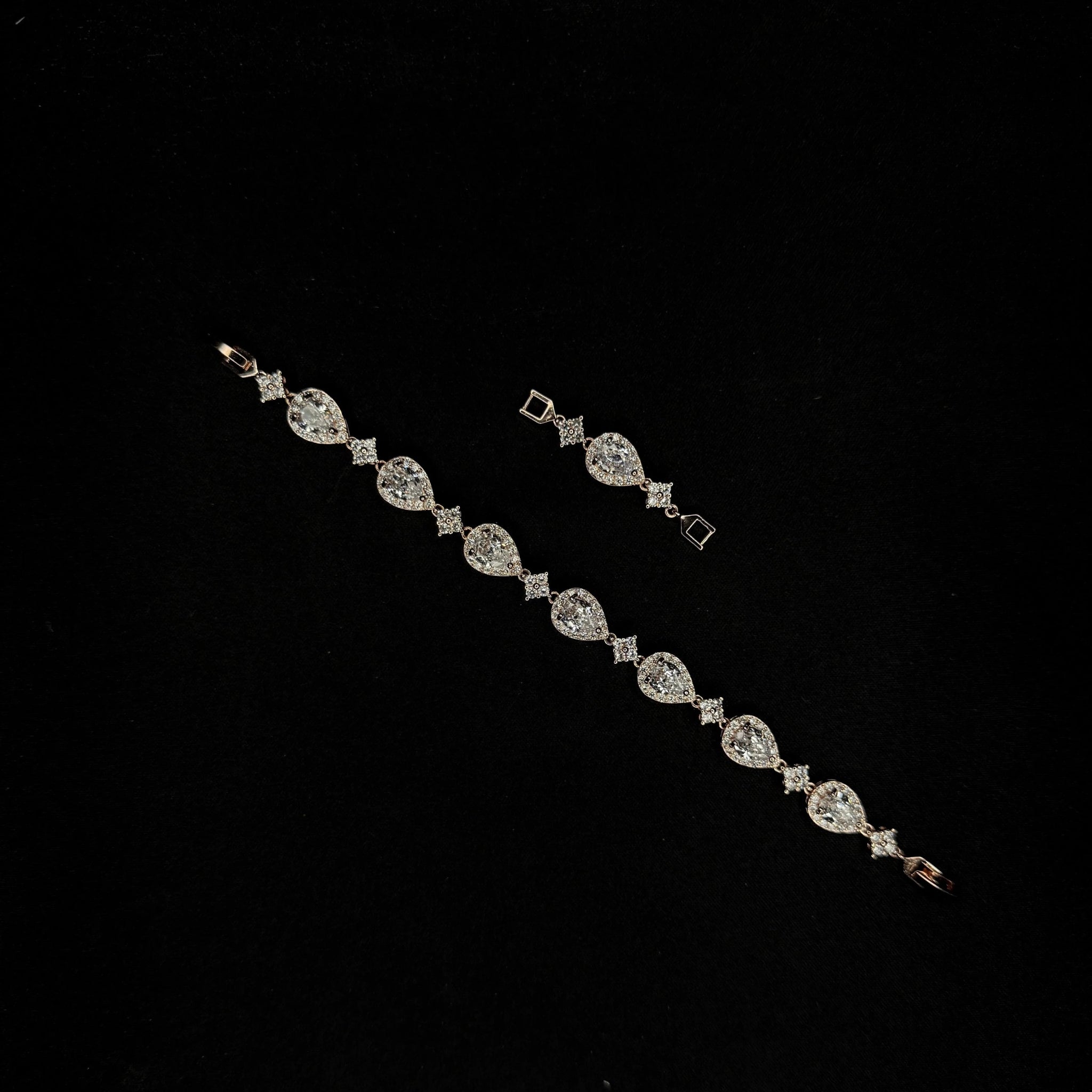 CRYSTAL – BRACELET