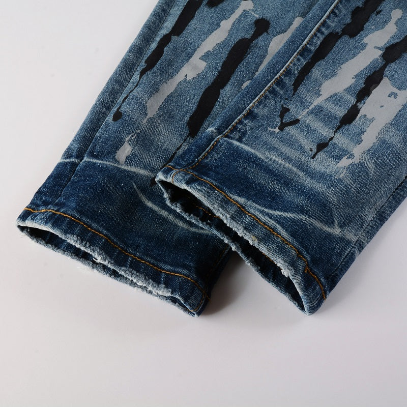 Monotone Blue Jeans